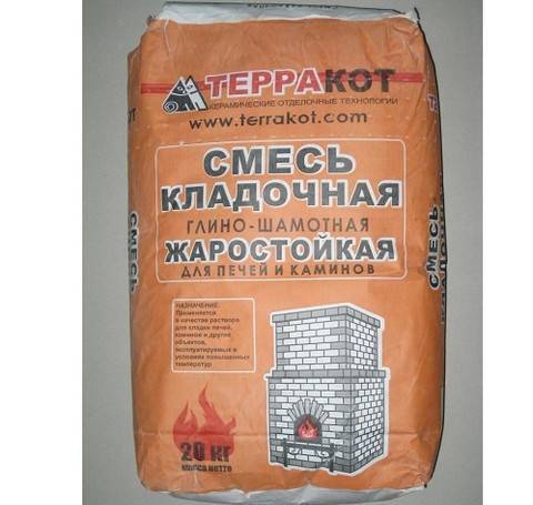Как класть огнеупорный кирпич на огнеупорную глину?